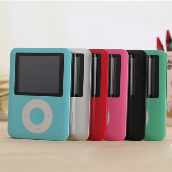 MP3-Player mit eingebautem 8-GB-Speicher MP3-Player mit eingebautem 8-GB-Speicher