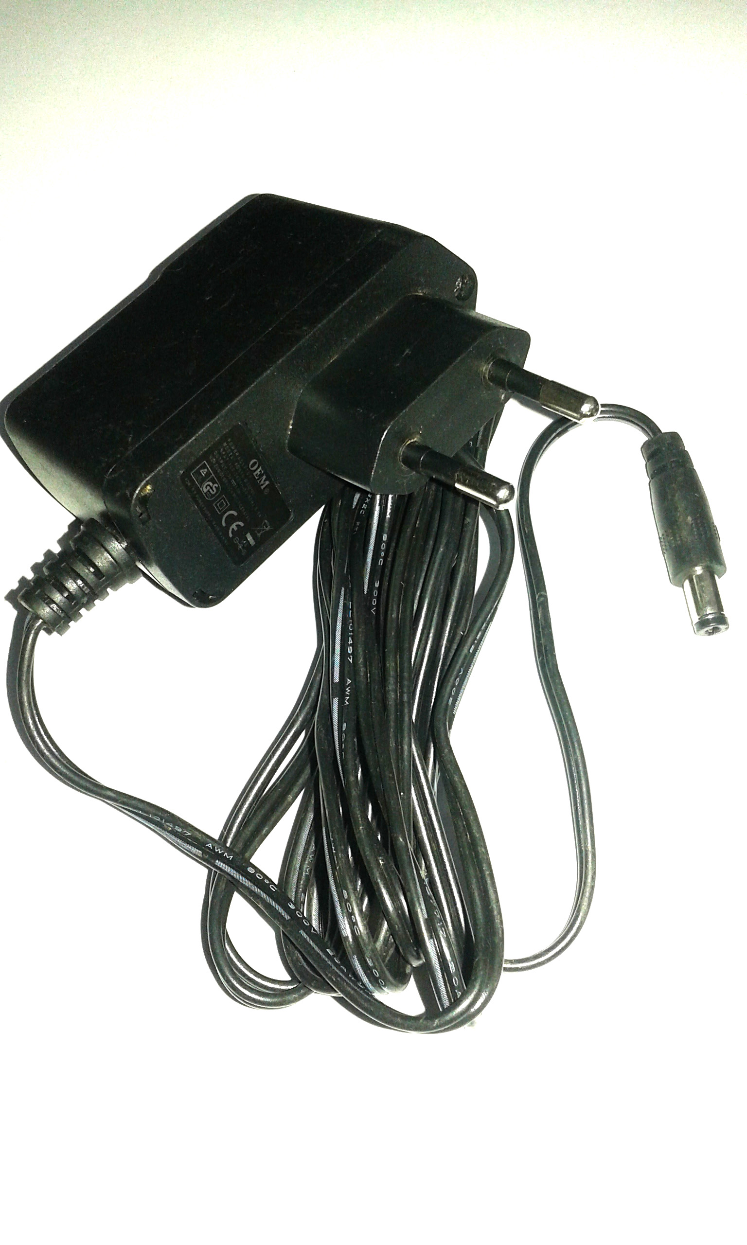 ADS10-8 3,3V/1A ADS10-8 3,3V/1A