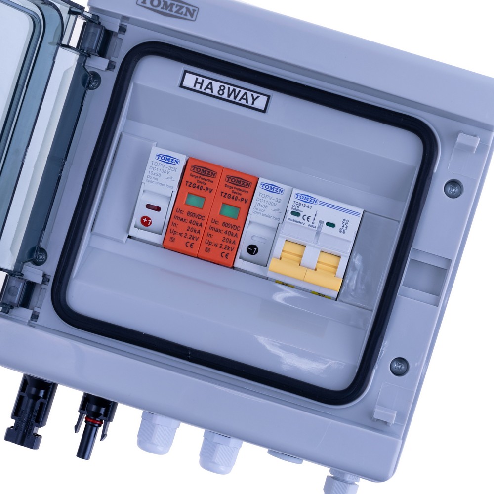Solar photovoltaic PV Combiner Box With Lightning Protection 1 input 1 out DC 600V Fuse MCB SPD Waterproof Box IP65 8ways 1 input 1 out DC 600V 16A DC MCB(TOMZN)