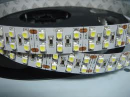 HH-SY240F215W12-3528 (Wisva) gelb, 240led3528/m(12V, 19.2W/m), IP67, weiß Schichtunterlage(х2), 5m/Spule