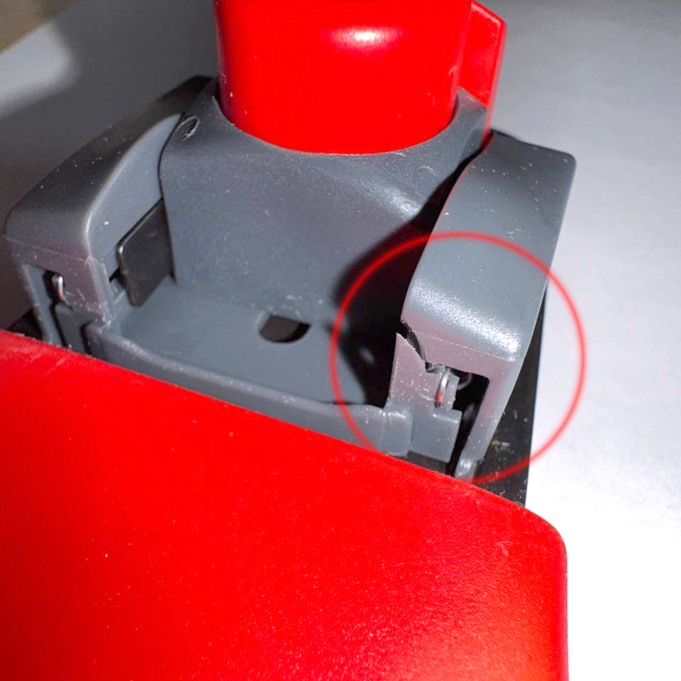 Інструмент для обтиску 638117900, Molex. Уцінка - лопнув пластик