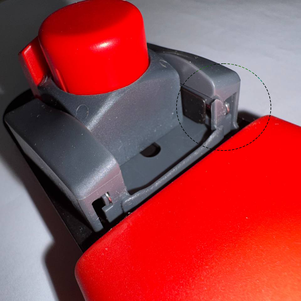 Інструмент для обтиску 638117900, Molex. Уцінка - лопнув пластик