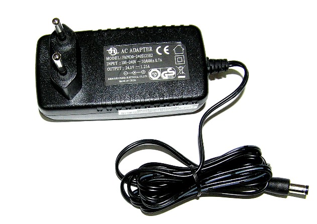 FAP030 24V/1.25A (Netzgeraet mit integriertem Netzstecker)