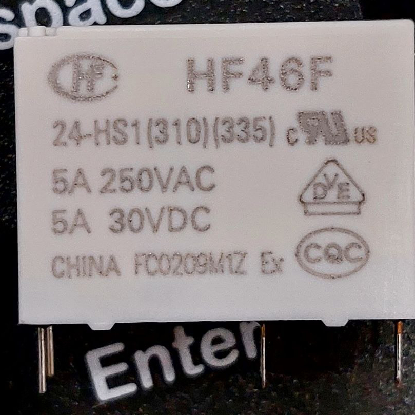 Реле HF46F/24-HS1((310)(335) Реле HF46F/24-HS1((310)(335)