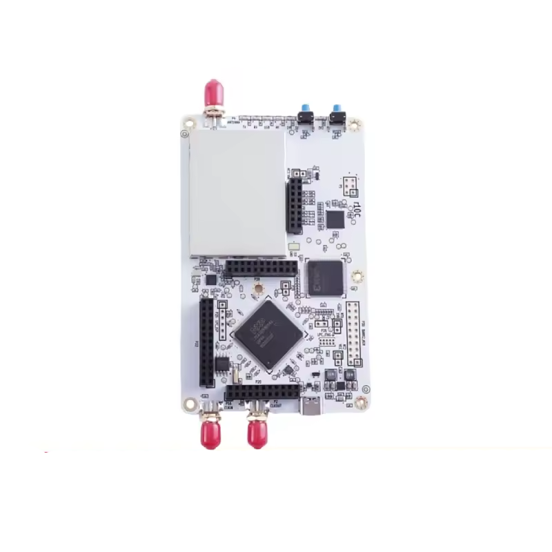 SDR-трансивер HackRF R10C в металевому корпусі + TCXO + кабель (без антен) SDR-трансивер HackRF R10C в металевому корпусі + TCXO + кабель (без антен)
