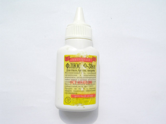 Fluss für Lötung F-38N, 30 ml Fluss für Lötung F-38N, 30 ml