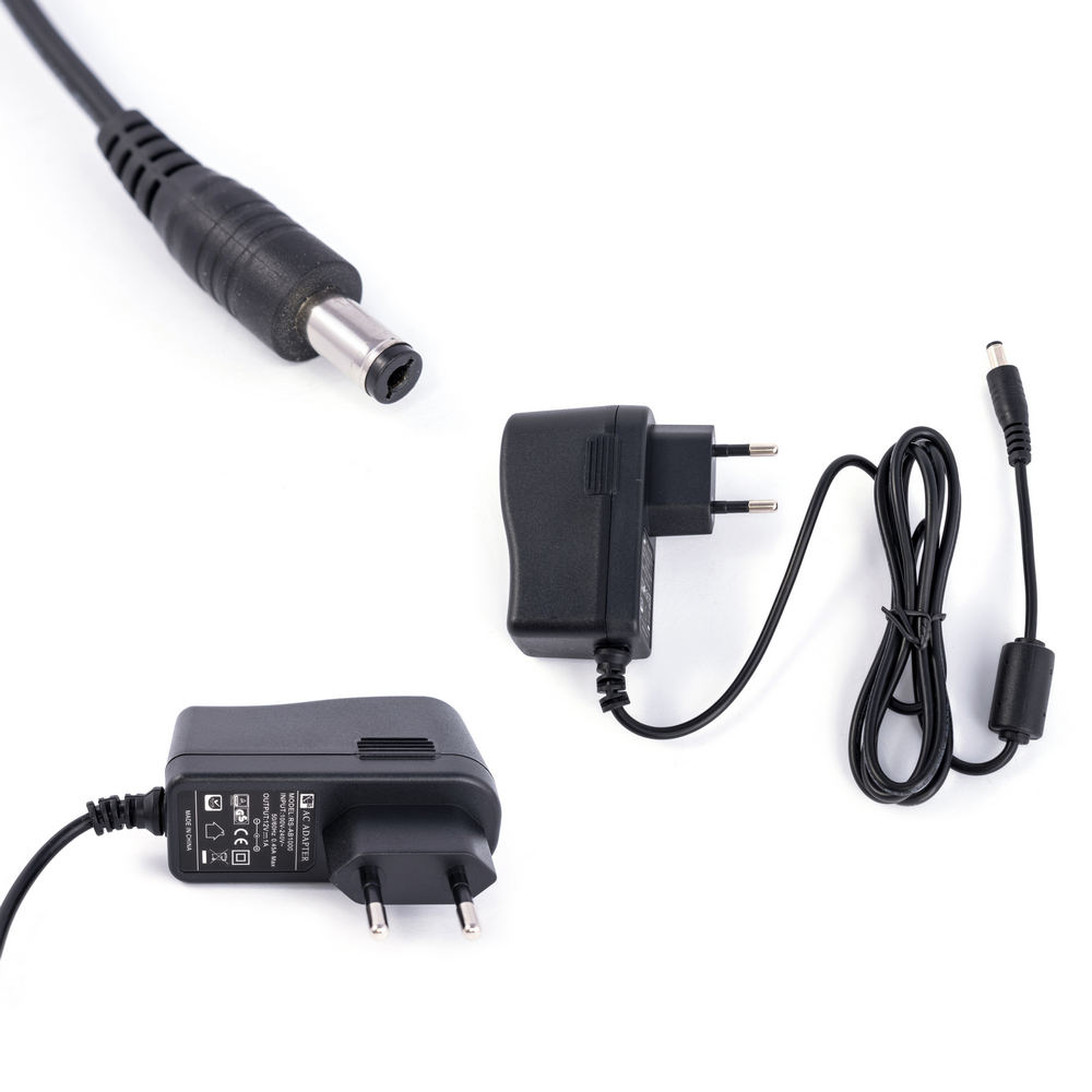 RS-AB1000 (RS-AB01J00) 12V/1A (Netzgeraet mit integriertem Netzstecker) RS-AB1000 (RS-AB01J00) 12V/1A (Netzgeraet mit integriertem Netzstecker)