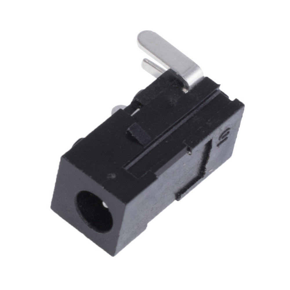 DC-240-001-00-0 (Netzsteckdose)