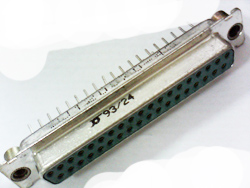 DI-37S Steckdose D-Sub gerade auf Platte 37 Kontakt. DI-37S Steckdose D-Sub gerade auf Platte 37 Kontakt.