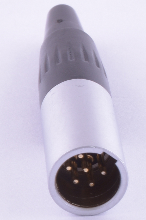Штекер "папа" mini xlr 6P, на кабель, серебренное (GT3-1402-6P-SC) Штекер "папа" mini xlr 6P, на кабель, серебренное (GT3-1402-6P-SC)
