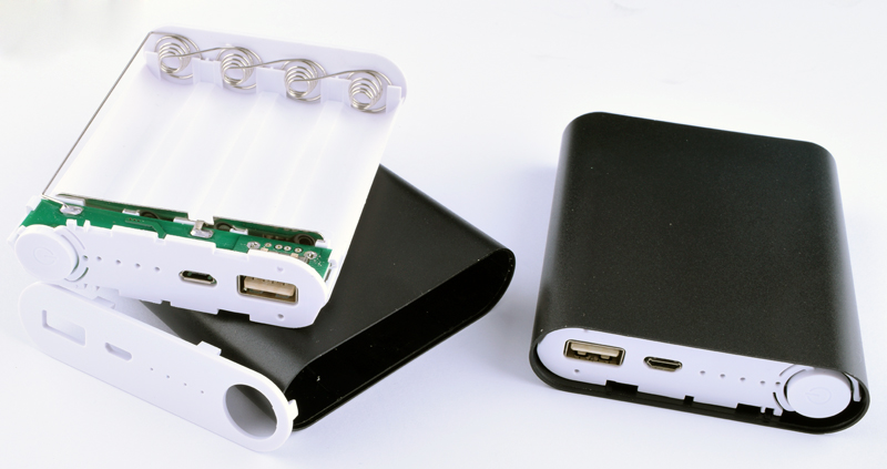 Корпус 4x18650 с USB (Power bank) с индикацией Корпус 4x18650 с USB (Power bank) с индикацией