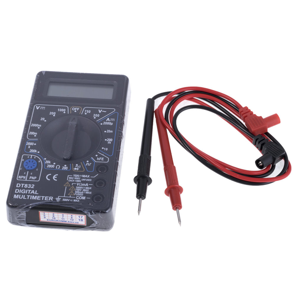 Multimeter DT832