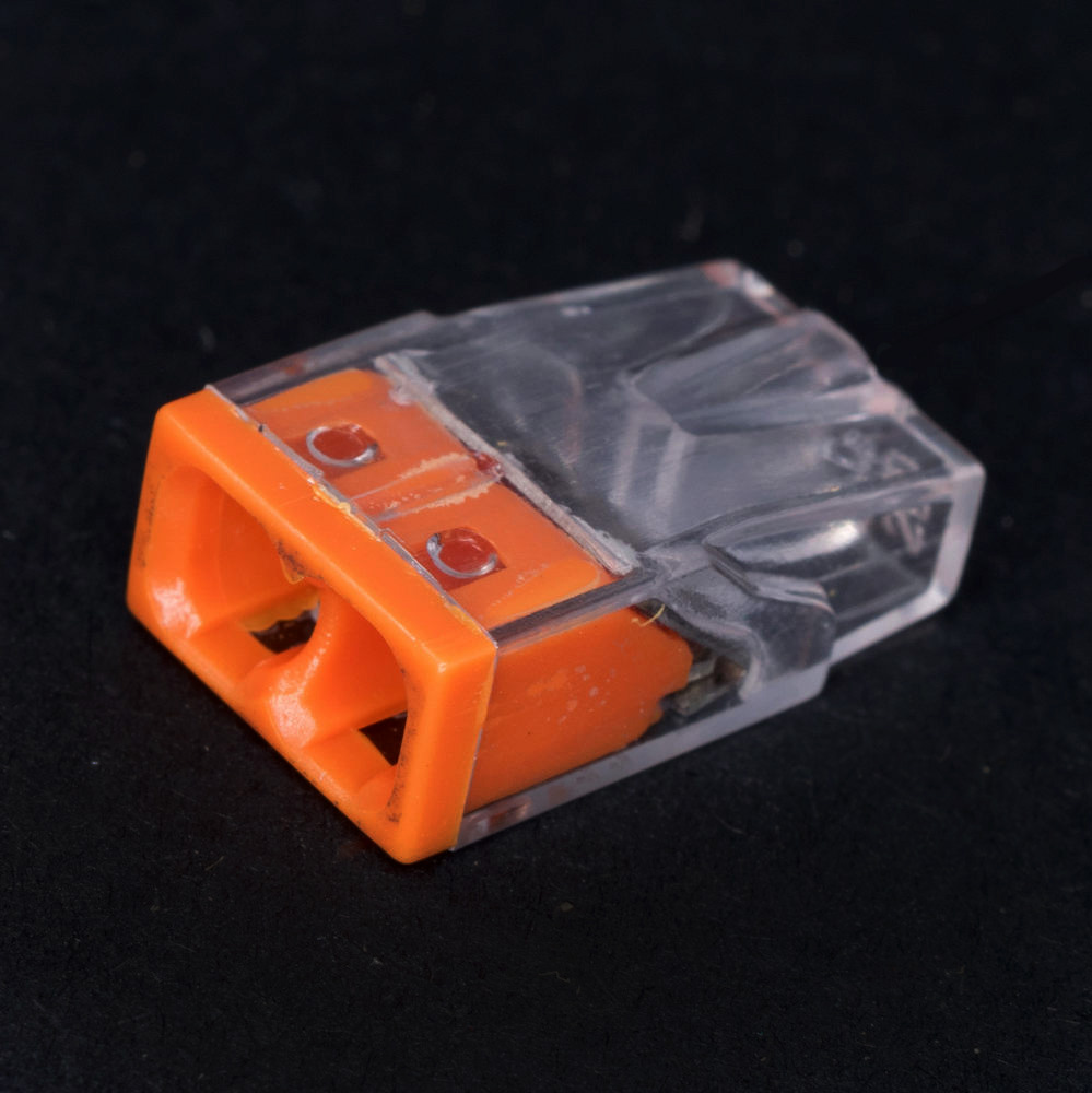 Клемма ACT-202 (2 контакта, 0.5-2.5mm², Anson) Клемма ACT-202 (2 контакта, 0.5-2.5mm², Anson)