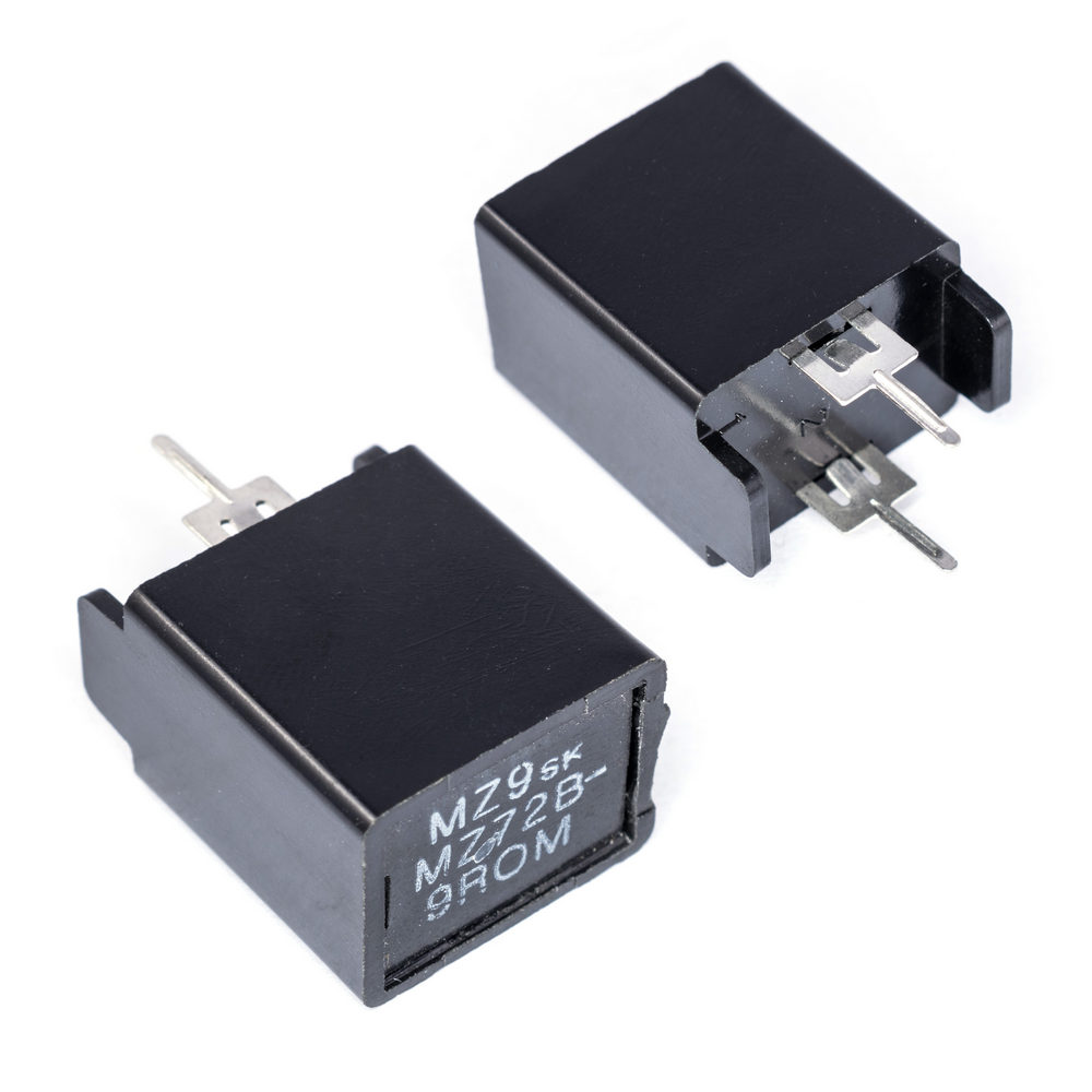 позистор MZ72 9RM270V  (PTC 9 Ohm 270V 2pin)