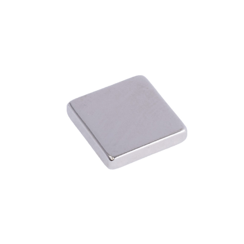 Магнит NdFeB, Блок 12 x 12 x 2.5 mm (N48), Ni+Cu+Ni (никель) Магнит NdFeB, Блок 12 x 12 x 2.5 mm (N48), Ni+Cu+Ni (никель)