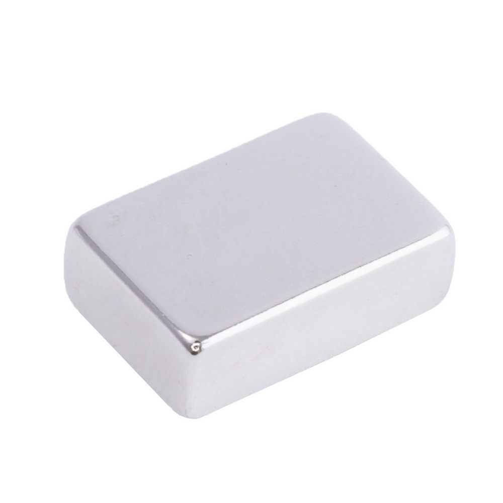 Магнит NdFeB, Блок 18 x 12 x 6 mm (N38), Ni+Cu+Ni (никель) Магнит NdFeB, Блок 18 x 12 x 6 mm (N38), Ni+Cu+Ni (никель)