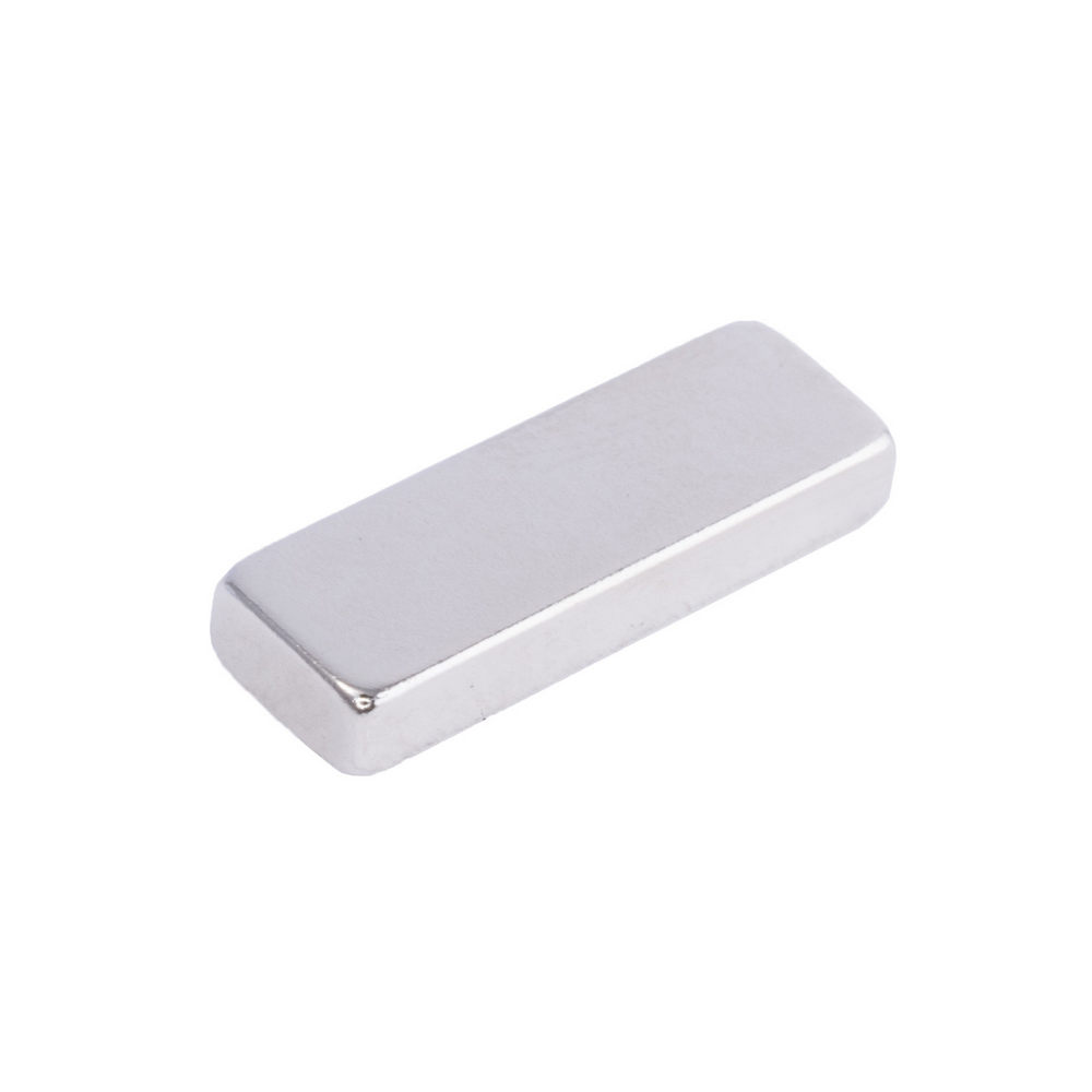 Магнит NdFeB, Блок 18 x 6 x 3 mm (N48), Ni+Cu+Ni (никель) Магнит NdFeB, Блок 18 x 6 x 3 mm (N48), Ni+Cu+Ni (никель)