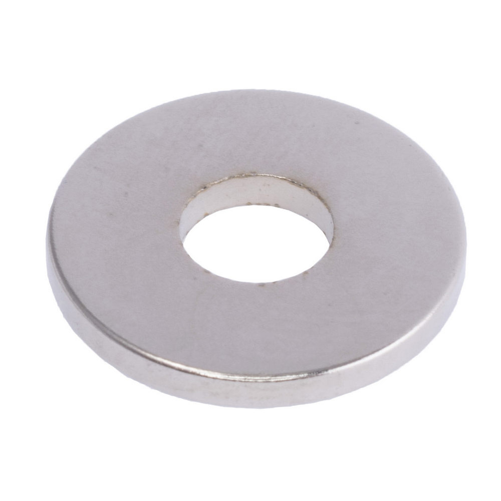 Магнит NdFeB, Кольцо D18 x d6.5 x 2 mm (N38), Ni+Cu+Ni (никель) Магнит NdFeB, Кольцо D18 x d6.5 x 2 mm (N38), Ni+Cu+Ni (никель)