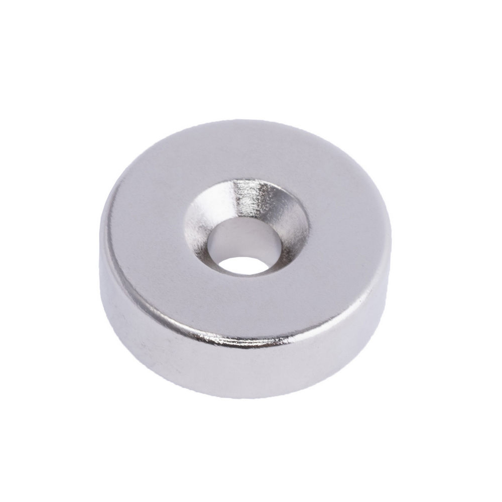 Магнит NdFeB, Шайба под потай D18 x d7.5/4.5 x 6 mm (N38), Ni+Cu+Ni (никель) Магнит NdFeB, Шайба под потай D18 x d7.5/4.5 x 6 mm (N38), Ni+Cu+Ni (никель)