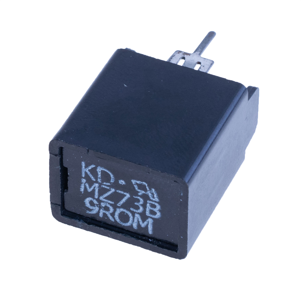 Позистор PTC 9 Ohm 270V 3pin чорний (MZ73B-9ROM) Позистор PTC 9 Ohm 270V 3pin чорний (MZ73B-9ROM)