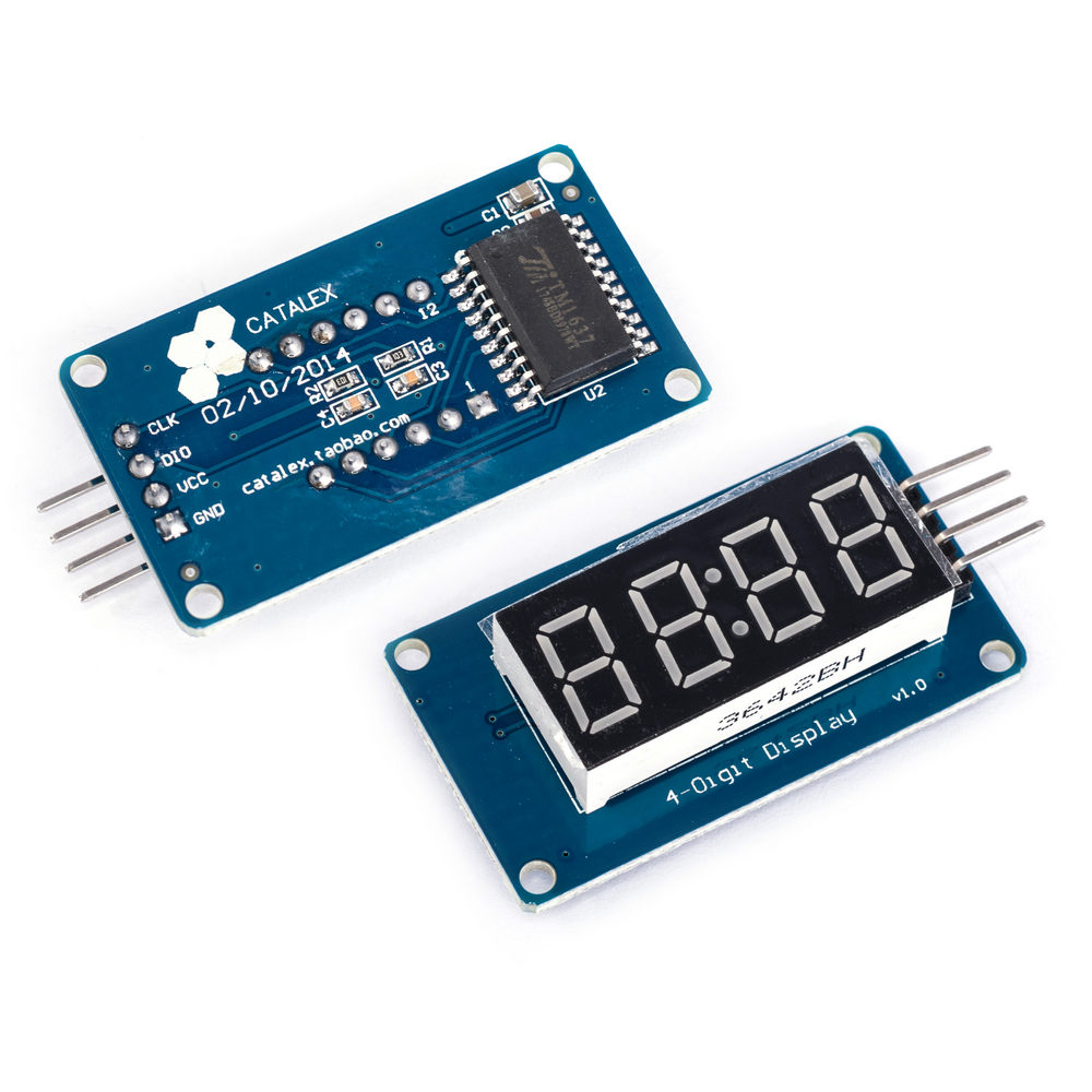 Uhr-Modul fur Arduino mit Siebensegmentanzeige. Das rote Leuchten. TM1637