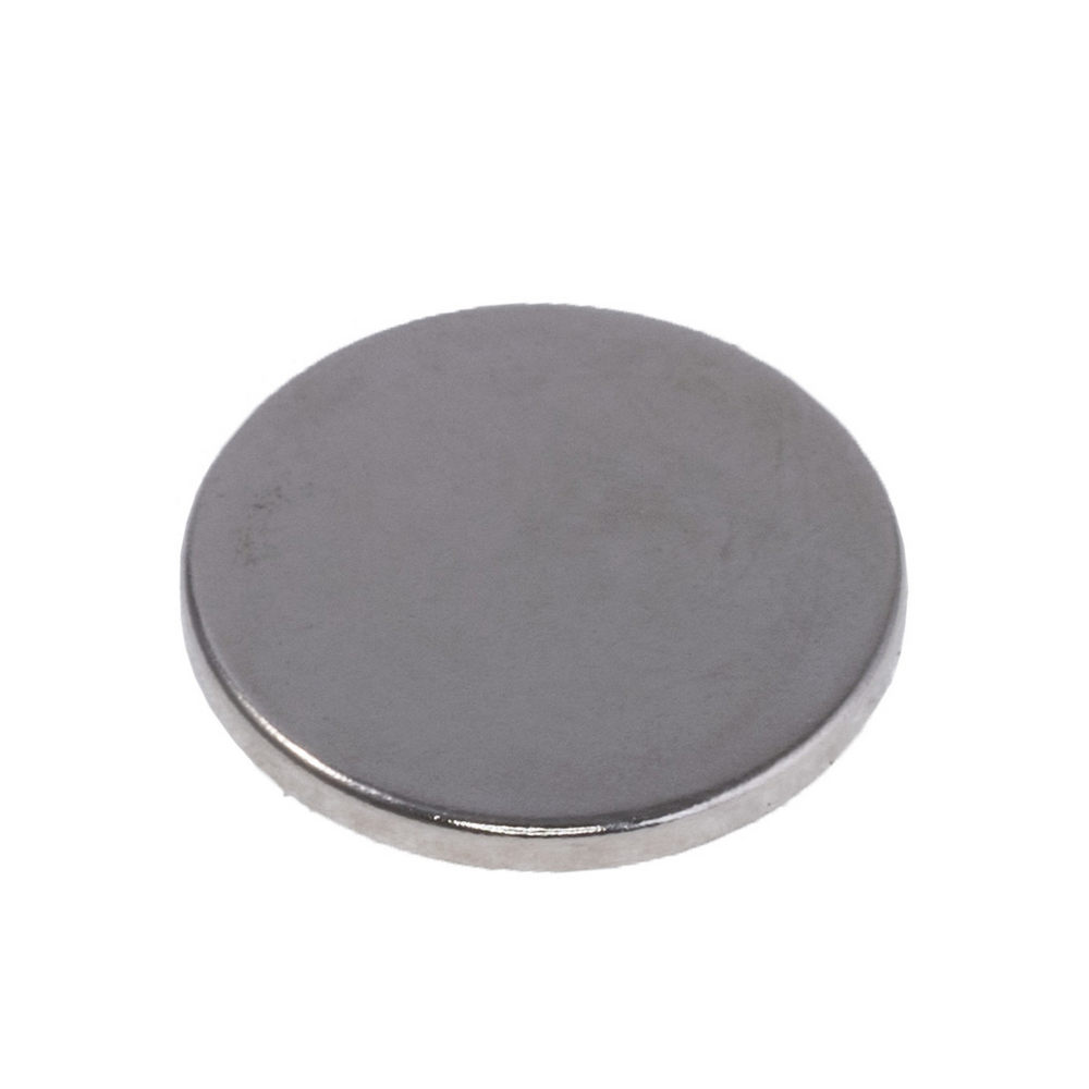 Neodym Magnet Starke 1,5 kg Scheibe N38 Ø15 x 1,5 mm vernickelt Neodym Magnet Starke 1,5 kg Scheibe N38 Ø15 x 1,5 mm vernickelt